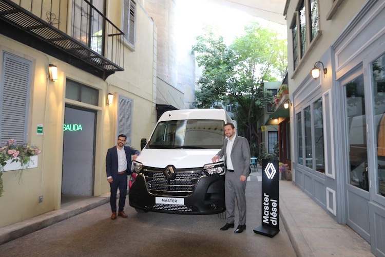 Lanzan la nueva Renault Master con motor a diesel Euro 6