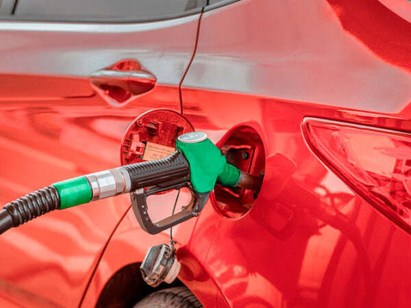 El buen uso de lubricantes de motor contribuye al ahorro de combustible