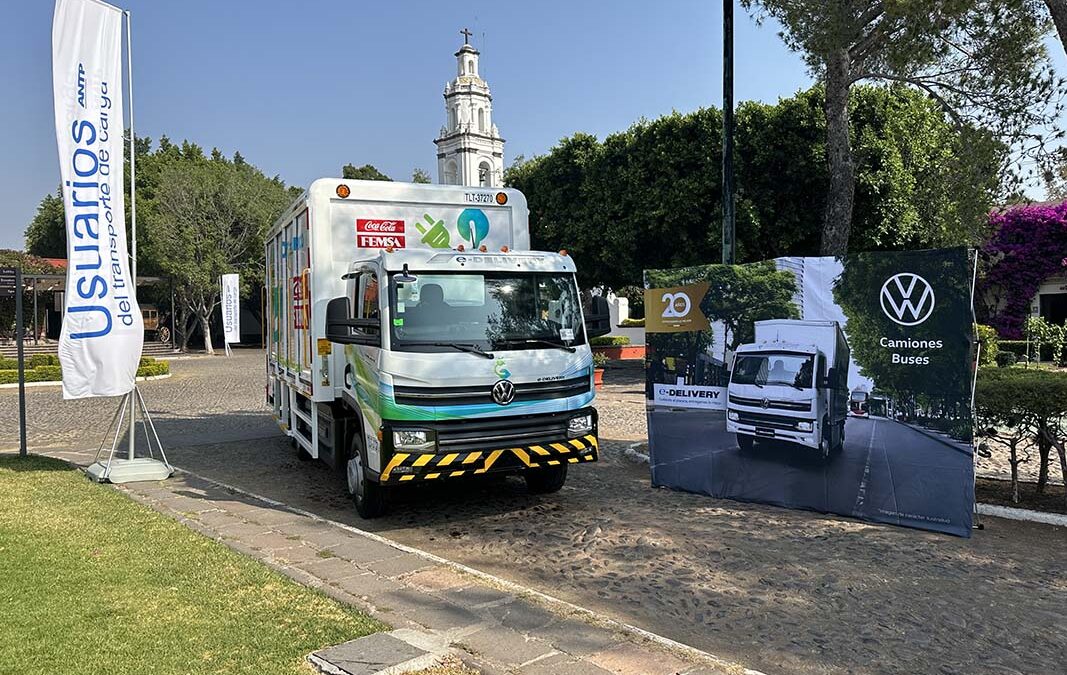 Volkswagen Truck & Bus México entrega primeros e-Delivery a Coca-Cola FEMSA