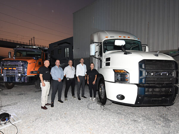 Abre Mack Trucks su nueva distribuidora en Monterrey