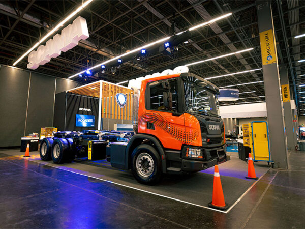 Consolida-Scania-participacion-en-aplicaciones-especiales-magazzine-del-transporte